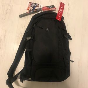 swissgear 18 city backpack